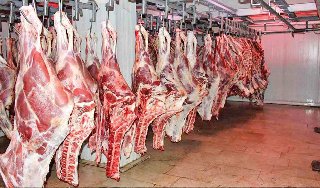 ضعف نظارت، عامل افزایش قیمت گوشت قرمز در بازار