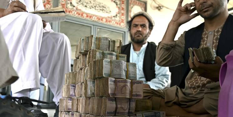 فرار رئیس بانک مرکزی افغانستان