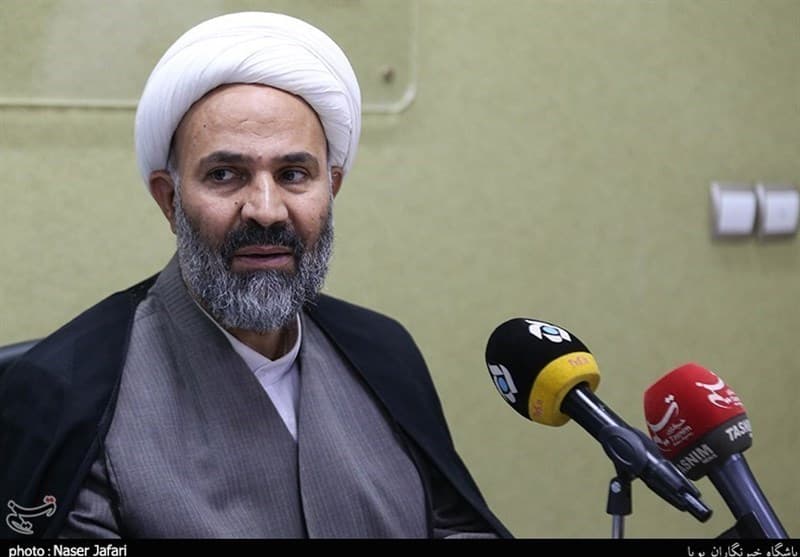 پژمانفر: آفند اقتصادی ایران به بازارهای مالی آمریکا رسیده است