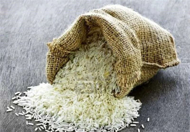 سفره مردم در آستانه گرانی تازه / قیمت مواد غذایی با دلار ۲۷۰ هزار تومانی چه میشود؟
